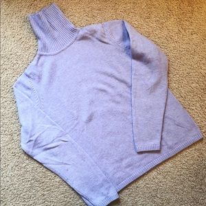 L.L. BEAN Lamb's Wool Turtle Neck Sweater EUC